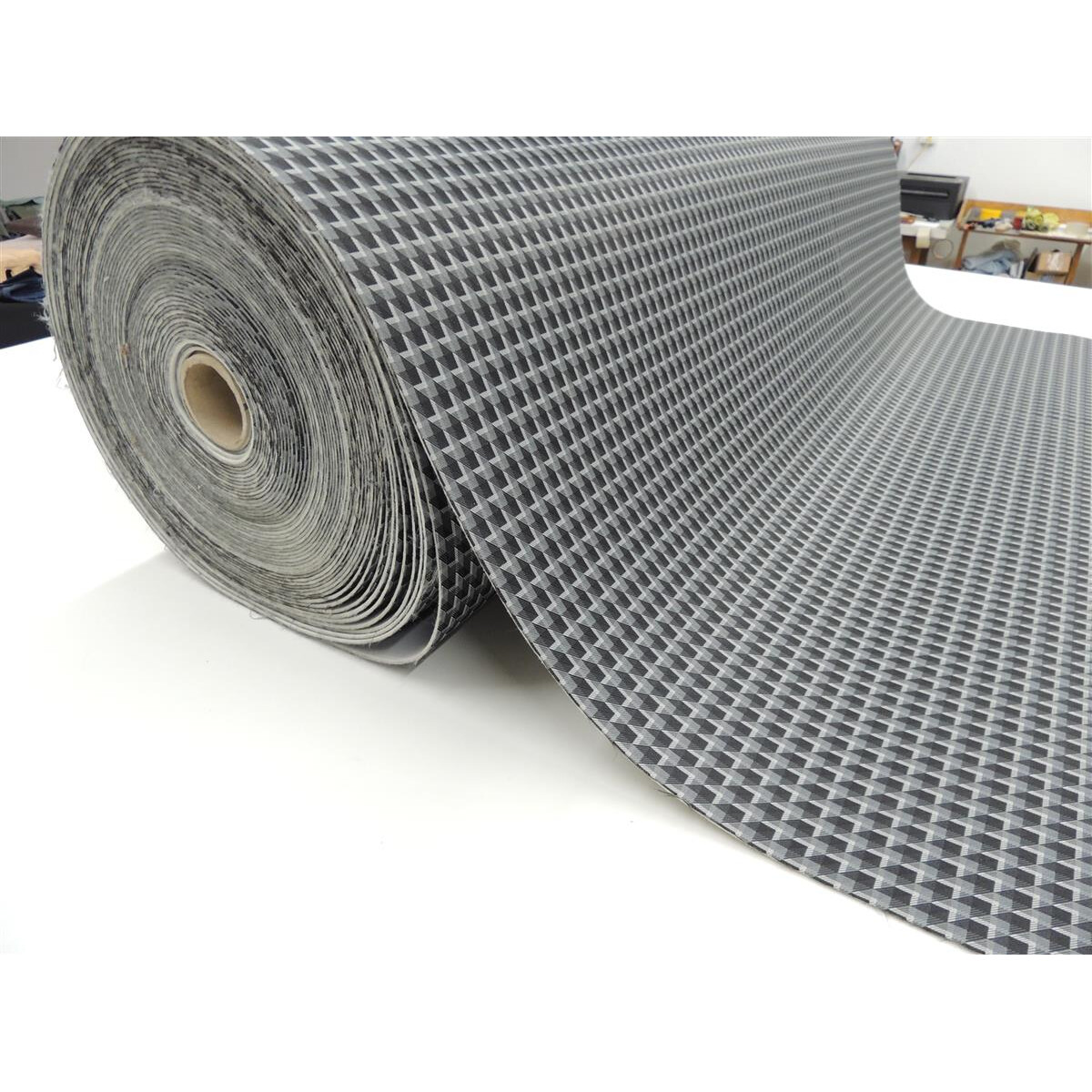 Autostoff Audi Porsche VW mit 2 mm Schaum und Charmeuse